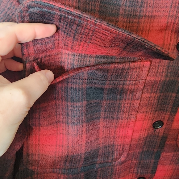 Banana Republic NWT Red Plaid Shacket Flannel Feel ...Size Medium - Picture 4 of 11